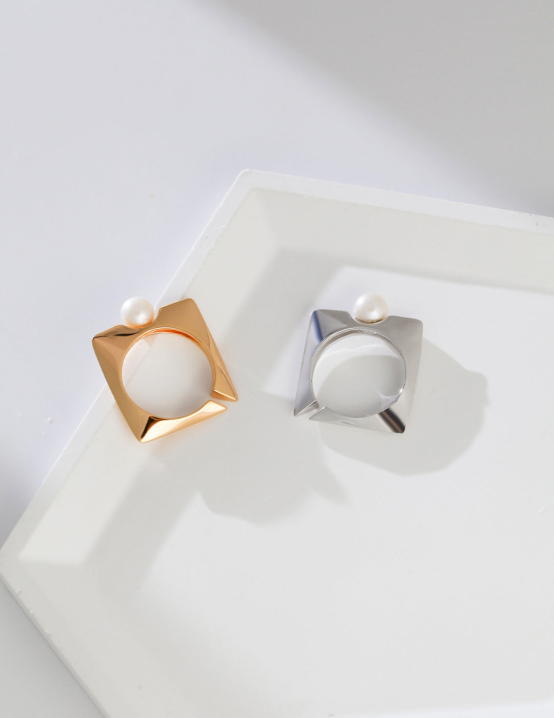 Pearl Square Ring