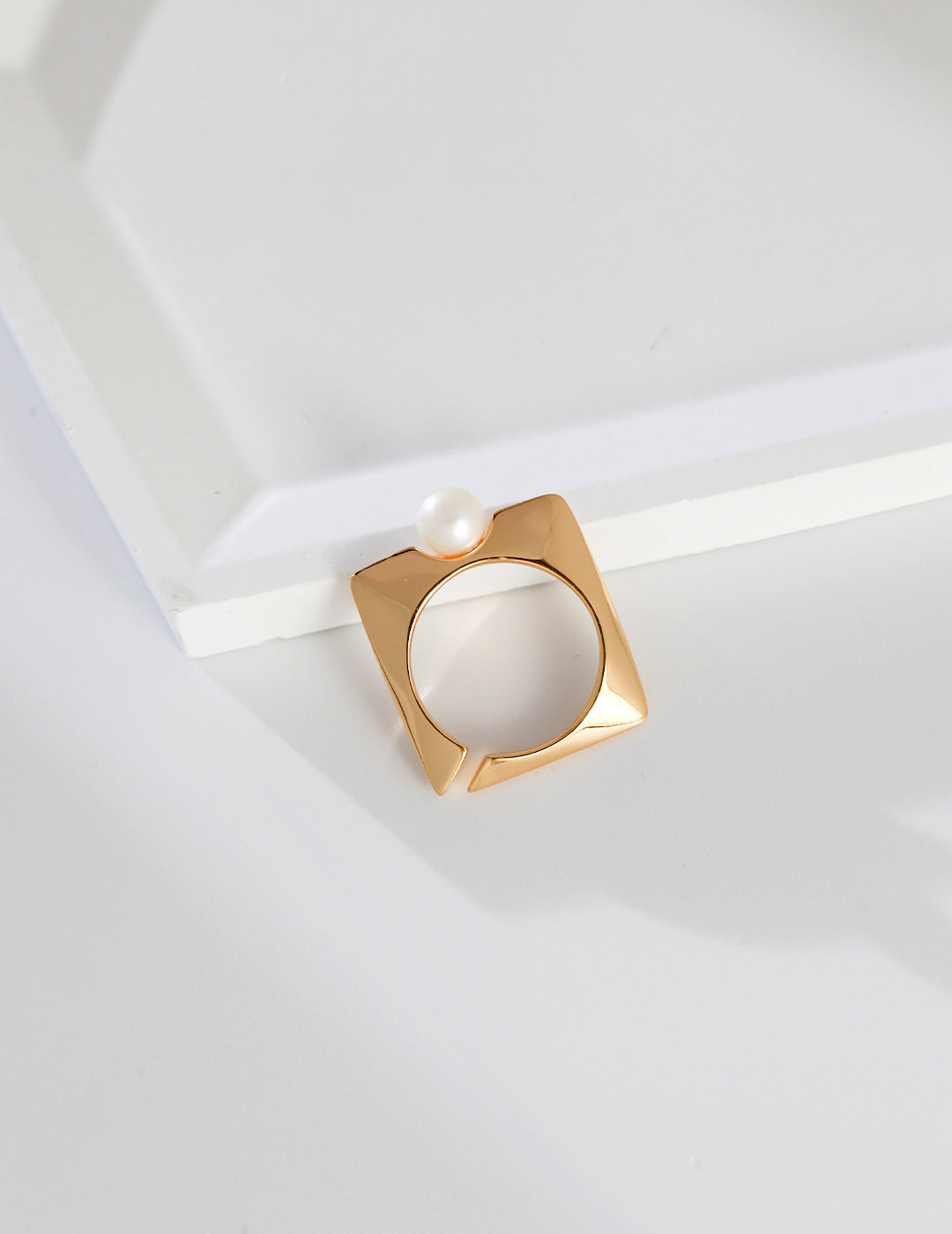 Pearl Square Ring