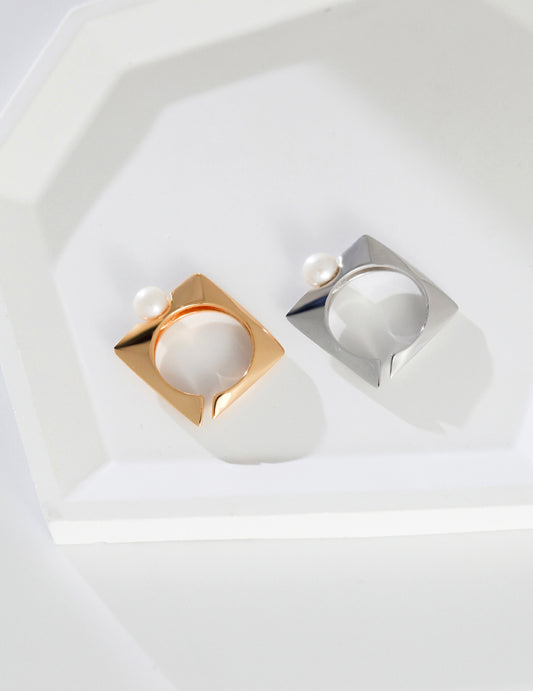 Pearl Square Ring